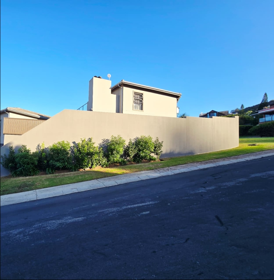 6 Bedroom Property for Sale in Glentana Western Cape